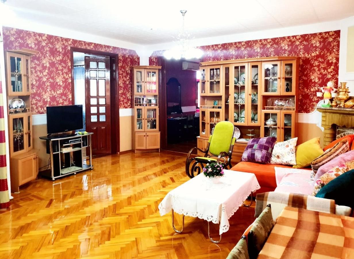 Апартаменты Cozy Apartment in the City Center Баку-4
